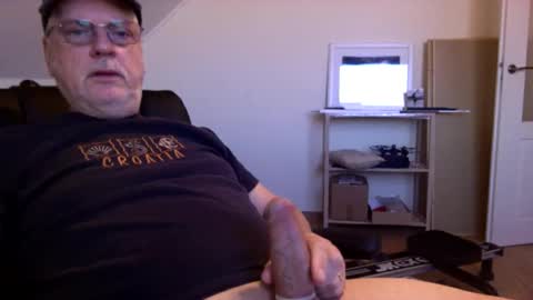 Snapshot of fscking chatting on 04-27-26, 05:27 fscking online show from 04-27-26, 05:27