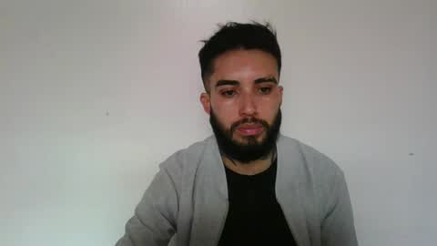 Snapshot of ftmen chatting on 01-10-25, 02:23 Jestevan online show from 01-10-25, 02:23