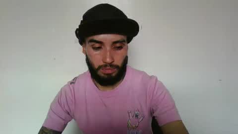 Snapshot of ftmen chatting on 01-14-25, 01:17 Jestevan online show from 01-14-25, 01:17