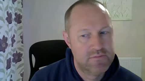Snapshot of fuck_buddy_uk chatting on 05-19-26, 05:58 Fuck Buddy UK online show from 05-19-26, 05:58