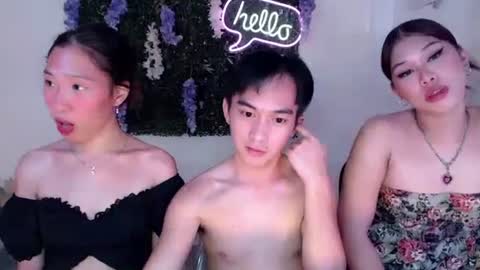   online show from 02-18-25, 10:05