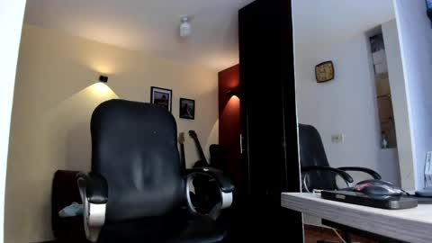 Snapshot of fuckerwate chatting on 04-21-26, 03:35 SERGIO THE SEX LAWYER online show from 04-21-26, 03:35