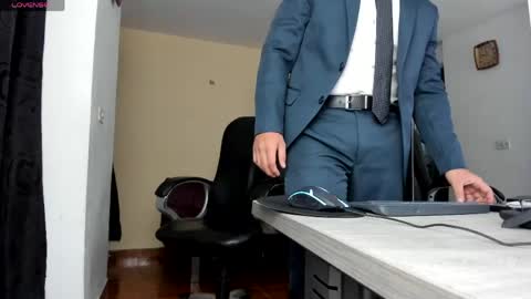 Snapshot of fuckerwate chatting on 05-03-26, 04:07 SERGIO THE SEX LAWYER online show from 05-03-26, 04:07