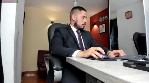 Snapshot of fuckerwate chatting on 05-04-26, 03:57 SERGIO THE SEX LAWYER online show from 05-04-26, 03:57