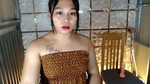 Snapshot of fucking_crystal chatting on 02-18-26, 04:52 ITS ME CRYSTAL online show from 02-18-26, 04:52