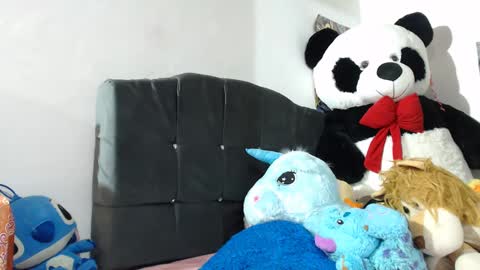 Mia and Gary  online show from 12-19-24, 12:13