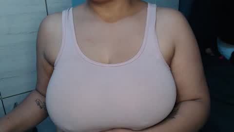 Mia and Gary  online show from 01-07-26, 02:25