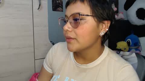 Mia and Gary  online show from 01-14-26, 05:35