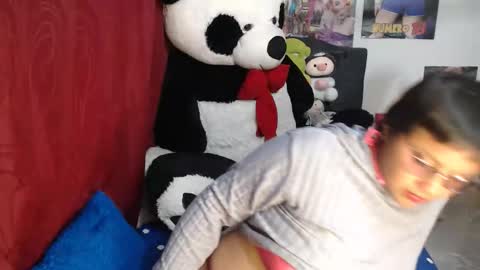 Mia and Gary  online show from 02-03-26, 02:10