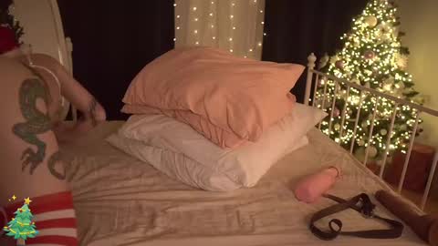 Eva         all my links   online show from 12-29-24, 02:21