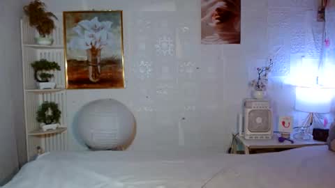 fuckme811826 online show from 05-07-26, 10:42