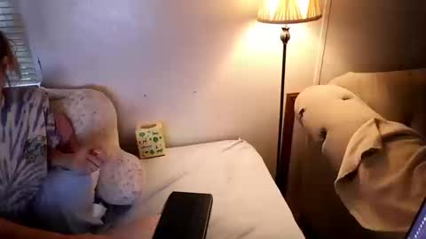 Snapshot of fuckmypussyplz1 chatting on 10-10-25, 01:10 fuckmypussyplz1 online show from 10-10-25, 01:10