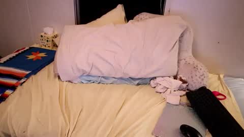 Snapshot of fuckmypussyplz1 chatting on 11-06-25, 01:39 fuckmypussyplz1 online show from 11-06-25, 01:39