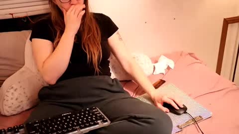 Snapshot of fuckmypussyplz1 chatting on 02-26-26, 11:20 fuckmypussyplz1 online show from 02-26-26, 11:20