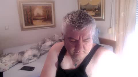 Snapshot of fukingcrazy chatting on 04-16-26, 07:31 fukingcrazy online show from 04-16-26, 07:31