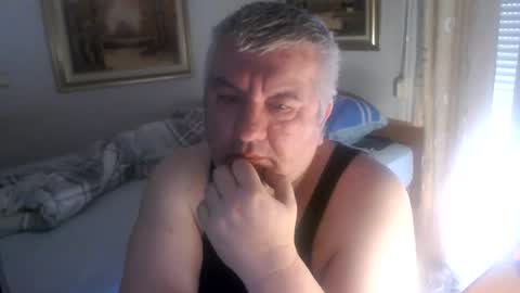 Snapshot of fukingcrazy chatting on 04-18-26, 06:17 fukingcrazy online show from 04-18-26, 06:17