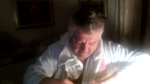 Snapshot of fukingcrazy chatting on 04-19-26, 06:43 fukingcrazy online show from 04-19-26, 06:43