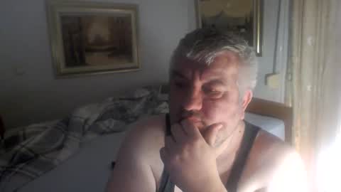 Snapshot of fukingcrazy chatting on 04-25-26, 03:53 fukingcrazy online show from 04-25-26, 03:53