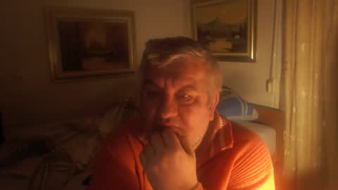 Snapshot of fukingcrazy chatting on 05-04-26, 06:04 fukingcrazy online show from 05-04-26, 06:04