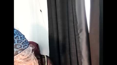 Pizzaz online show from 09-28-25, 03:45