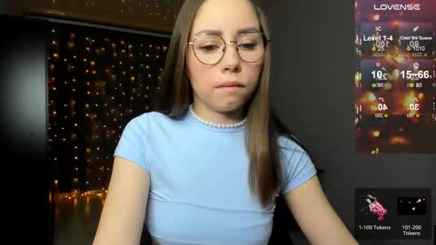 Snapshot of fun__nd__bun chatting on 11-03-25, 01:40 fun__nd__bun online show from 11-03-25, 01:40