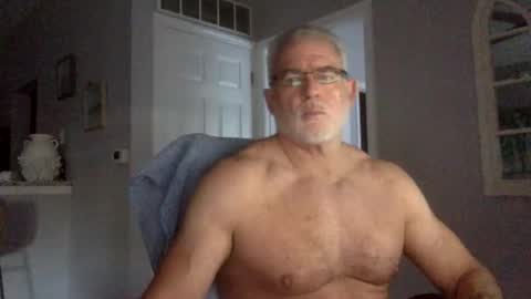 Snapshot of funfitfree12 chatting on 11-17-25, 08:36 Funfitfree12 online show from 11-17-25, 08:36