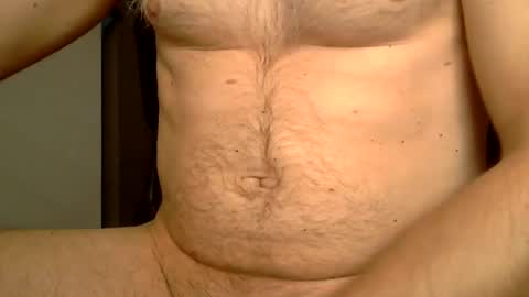 Snapshot of funguy1979100 chatting on 01-11-26, 06:35 funguy1979100 online show from 01-11-26, 06:35