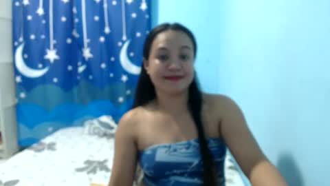 Snapshot of funluvnpinay4u chatting on 04-23-26, 12:29 MAE online show from 04-23-26, 12:29