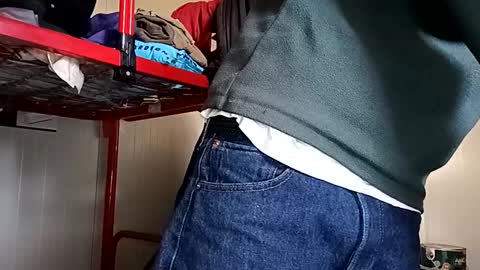 Italian men online show from 12-13-24, 01:33