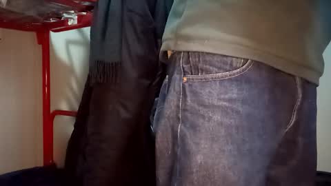 Italian men online show from 02-02-25, 09:19