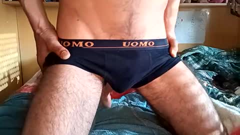 Italian men online show from 02-04-25, 02:10