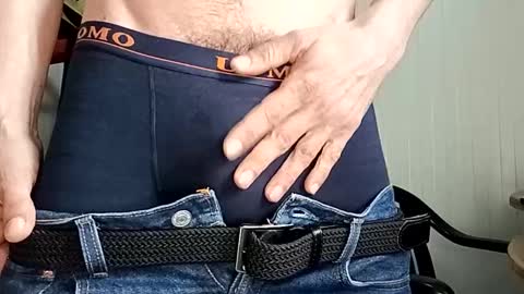 Italian men online show from 02-23-25, 09:44