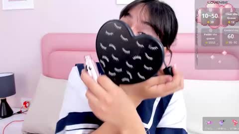 Snapshot of funny_samy chatting on 10-16-25, 01:01 Samantha online show from 10-16-25, 01:01