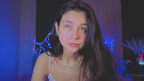 Tiffany online show from 10-08-25, 01:47