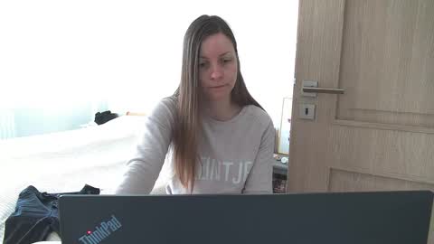 Snapshot of funservice chatting on 03-17-26, 08:06 funservice online show from 03-17-26, 08:06