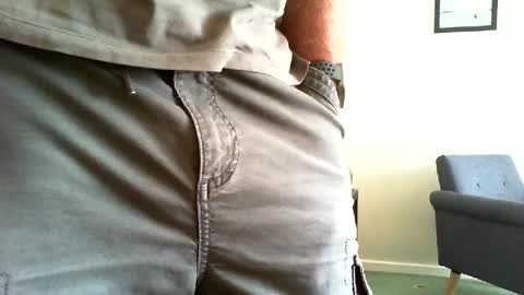 Snapshot of funslimguy chatting on 06-15-26, 03:03 Funslimguy online show from 06-15-26, 03:03