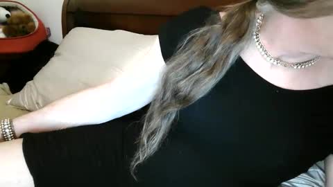 Jessie Love online show from 05-22-26, 10:43