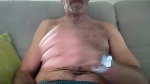 Brad online show from 05-07-26, 12:21