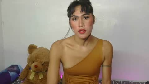 LIL LEE online show from 11-11-25, 03:06