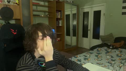 Edward online show from 09-08-25, 10:42