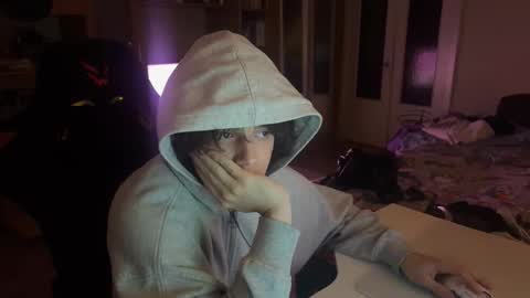 Edward online show from 09-19-25, 11:05