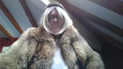 Dany online show from 10-26-25, 09:15