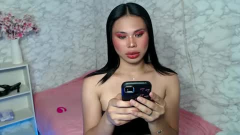 fuschiafucker online show from 02-01-25, 06:00
