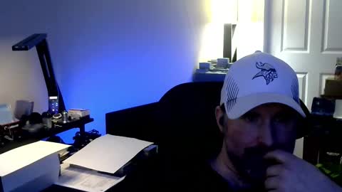 Snapshot of fuzz69_ chatting on 01-09-26, 03:26 fuzz69_ online show from 01-09-26, 03:26