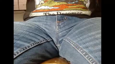 Fuzzy Blues online show from 02-12-25, 10:37