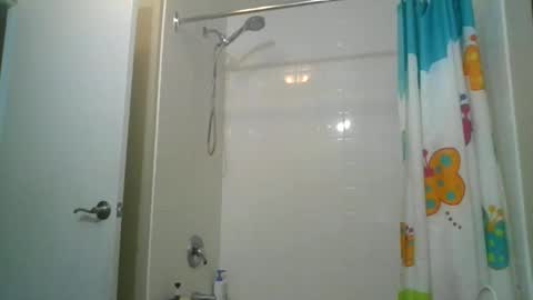 fuzzypeaches87 online show from 12-03-25, 06:28