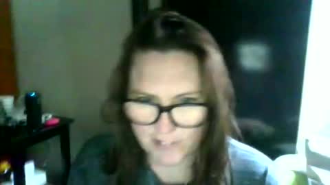 fuzzypeaches87 online show from 04-05-26, 04:04