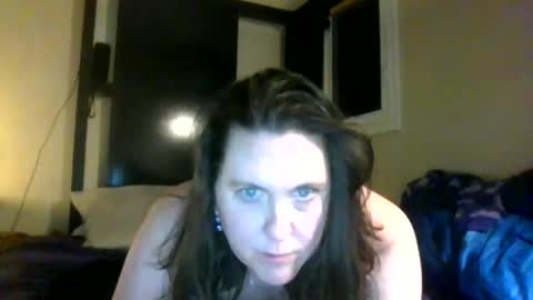 fuzzypeaches87 online show from 04-09-26, 02:00