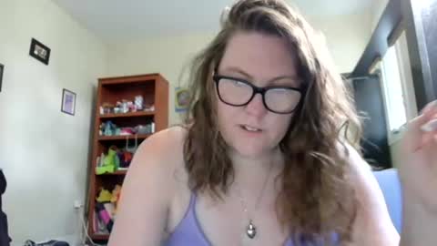 fuzzypeaches87 online show from 06-27-26, 02:55