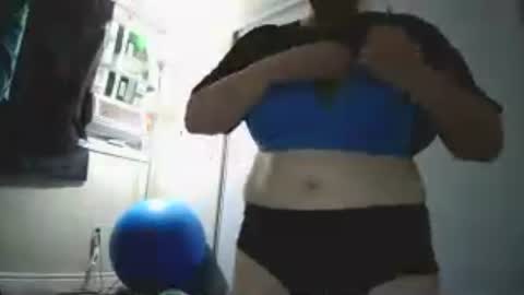 fuzzypeaches87 online show from 07-06-26, 04:31